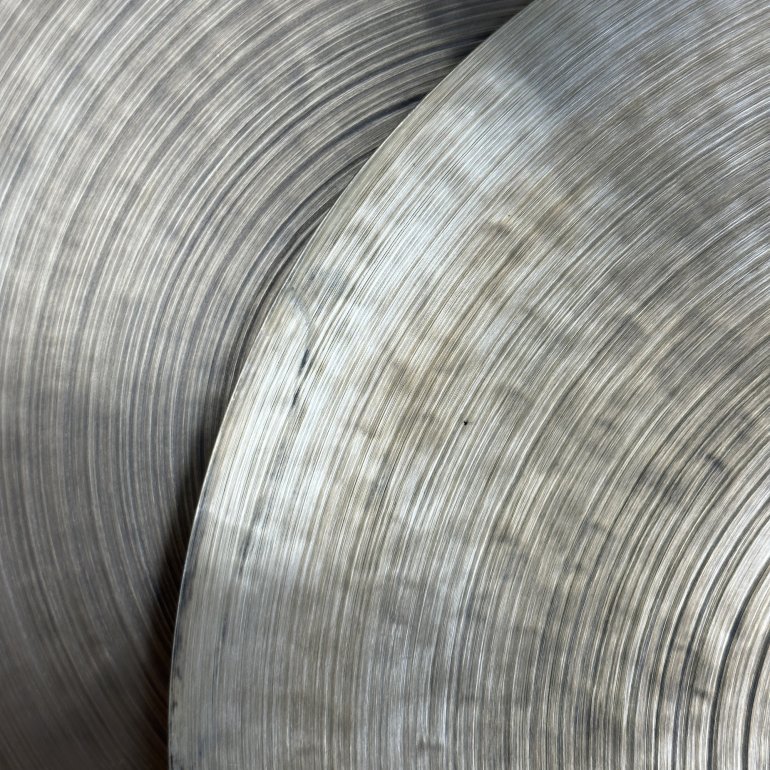 Cymbal & Gong Holy Grail 16" Hihat - Close up