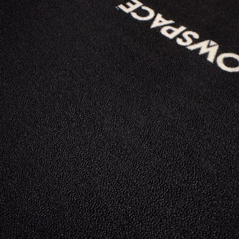 ArrowSpace - 180x200 cm (Black) - Close up