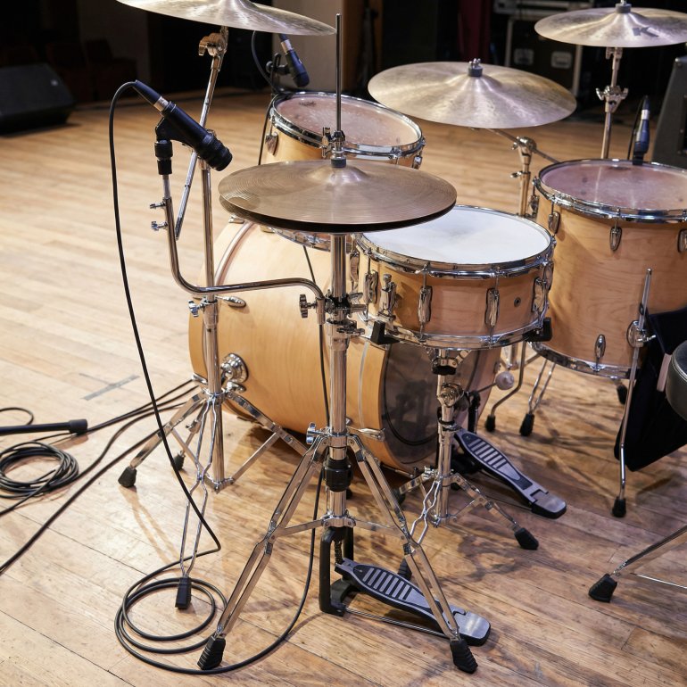 Mic Holders for hihat - mounted on hihat stand with complete drum kit